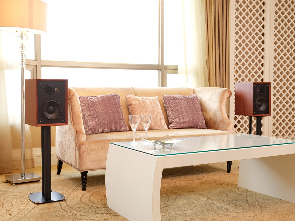Advantages of Bookshelf Speakers 20 Advantages of Bookshelf Speakers